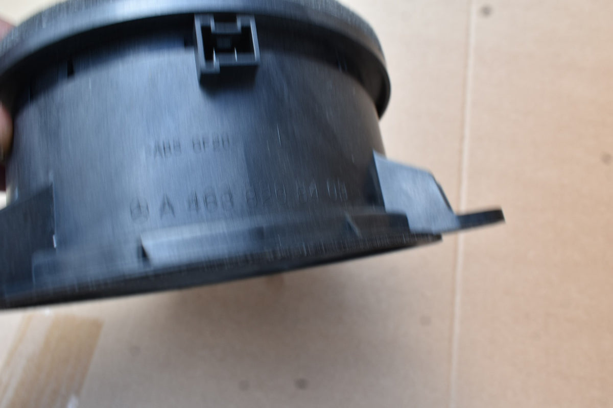 1x Original Mercedes Lautsprecher w463 G Klasse a4638208403