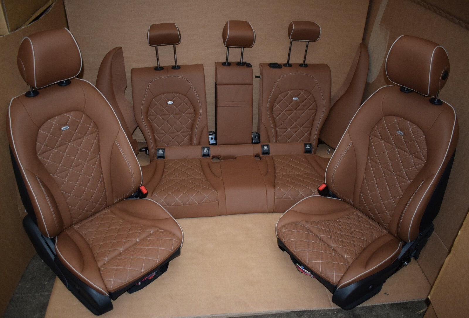 Mercedes w205 C Klasse 205 Ausstattung Designo Sitze Leder Sattelbraun AMG Limo