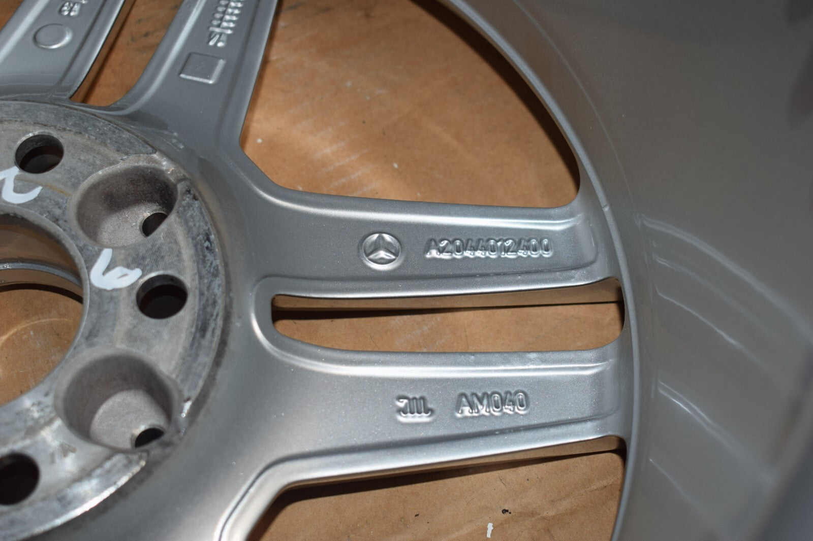 1x Original Mercedes w204 C Klasse Alufelge 17 Zoll a2044012400 8,5Jx17 Et58