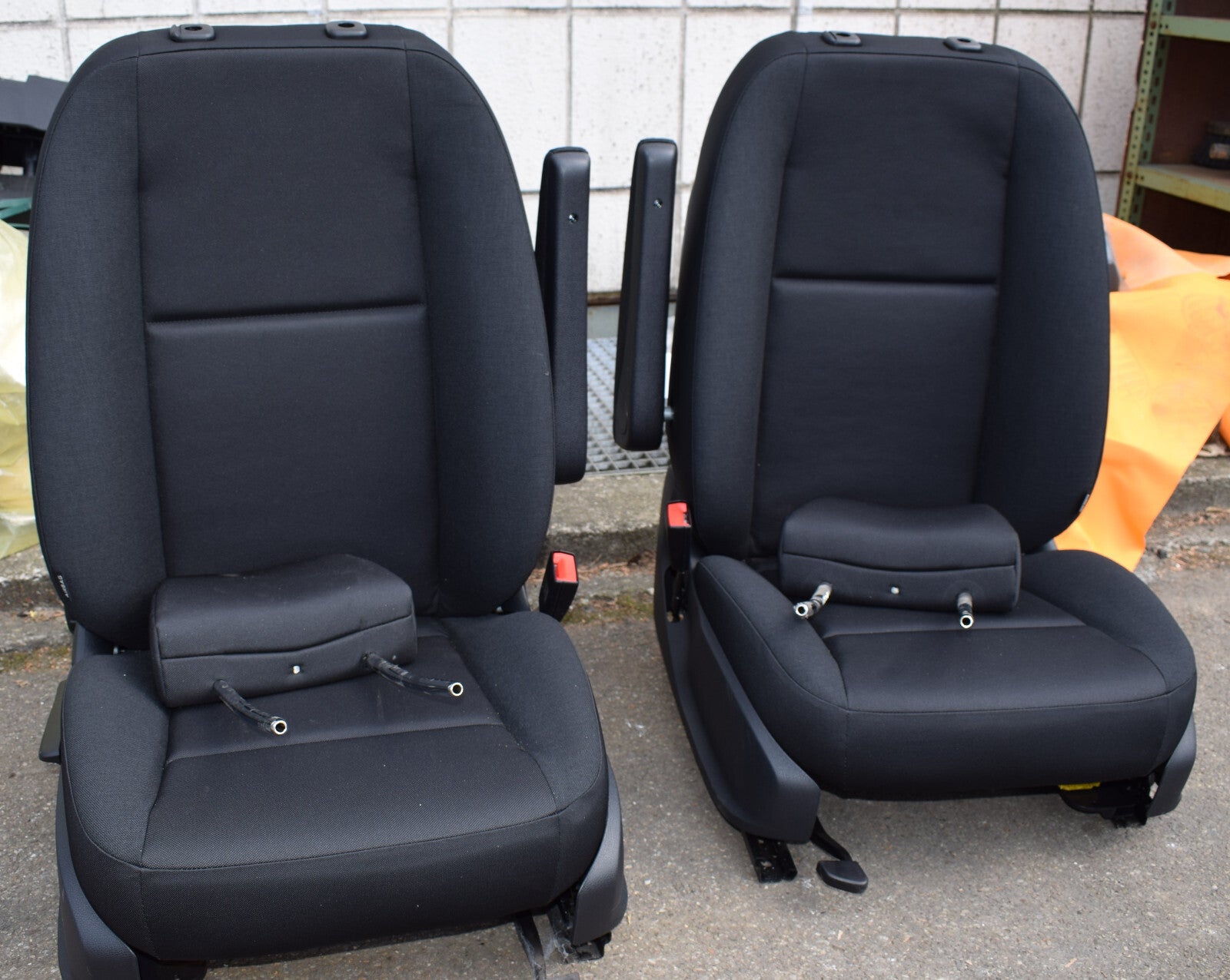 NEU Original Mercedes Stoff Fahrer Beifahrer Sitz w907 w906 Sprinter