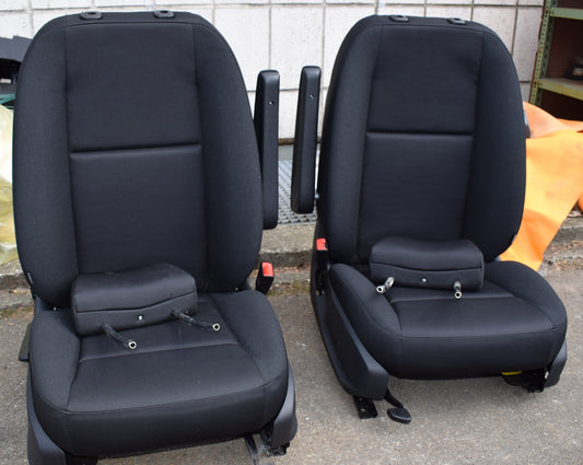NEU Original Mercedes Stoff Fahrer Beifahrer Sitz w907 w906 Sprinter