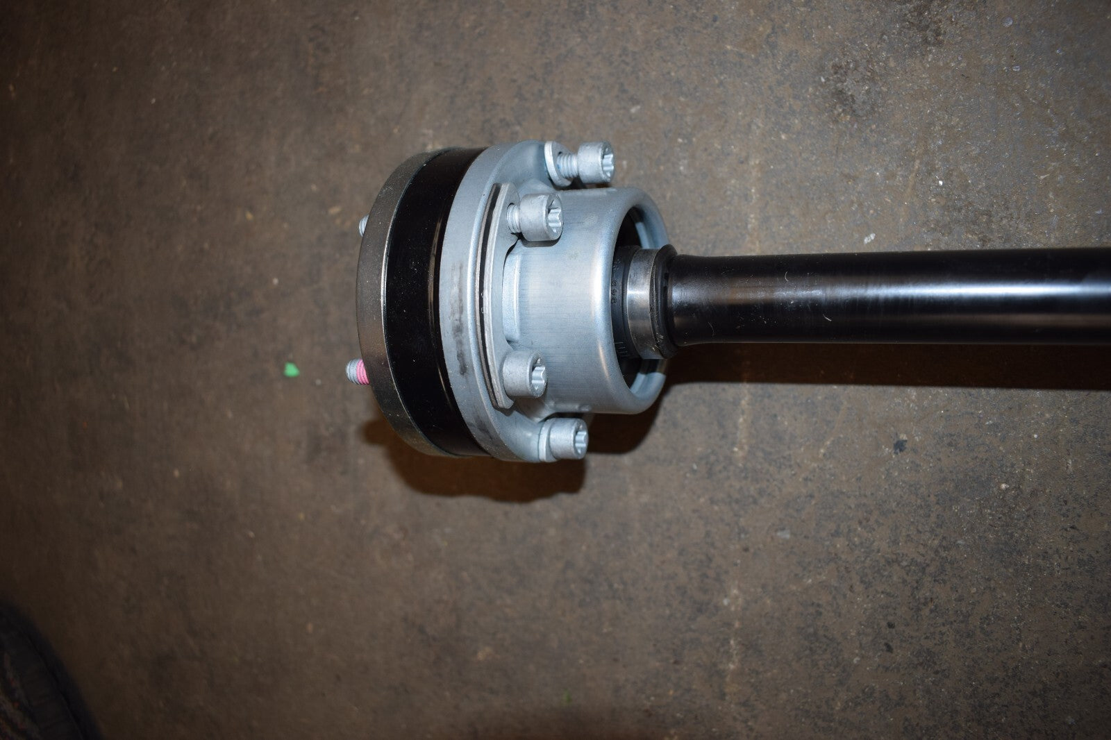 1x Original Mercedes Gelenkwelle Allrad zuschaltbar A9074100100 Gelenkwelle w907