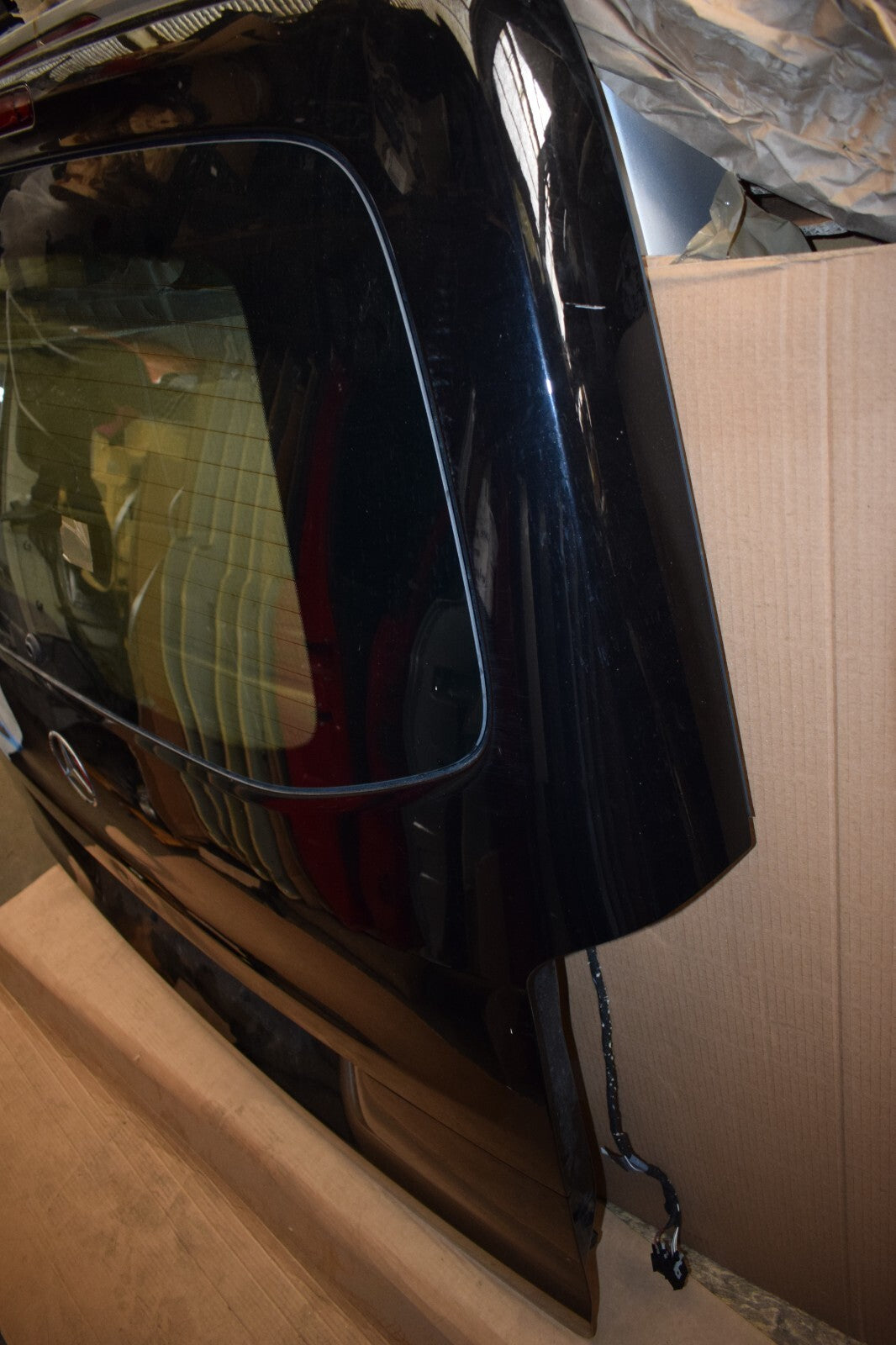 Original Mercedes Vito w447 Heckklappe mit Scheibe Obsidianschwarz a4477403900