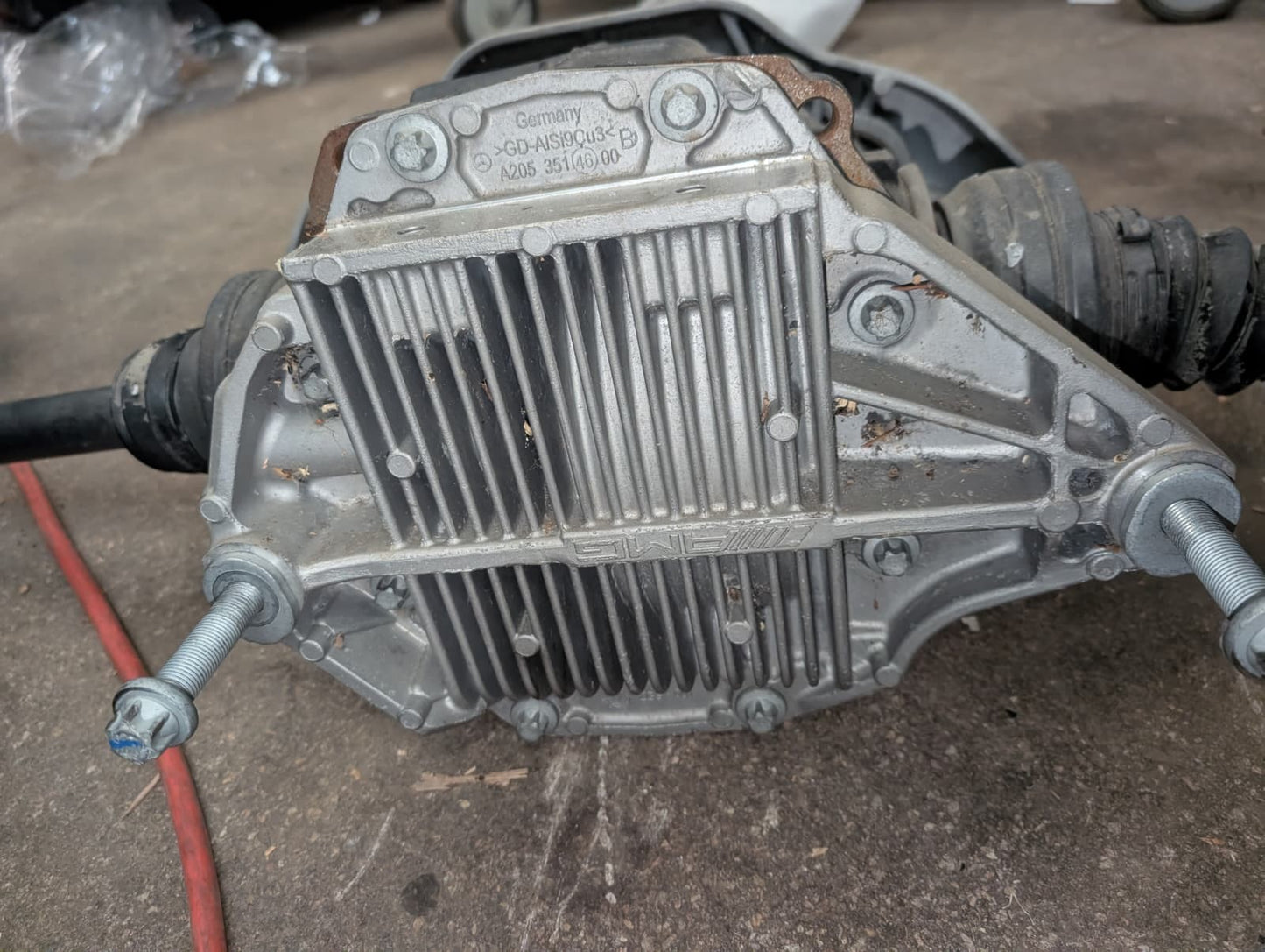 Original Mercedes W205 C63 AMG Coupe Differentail Gelenkwellen A2053500914