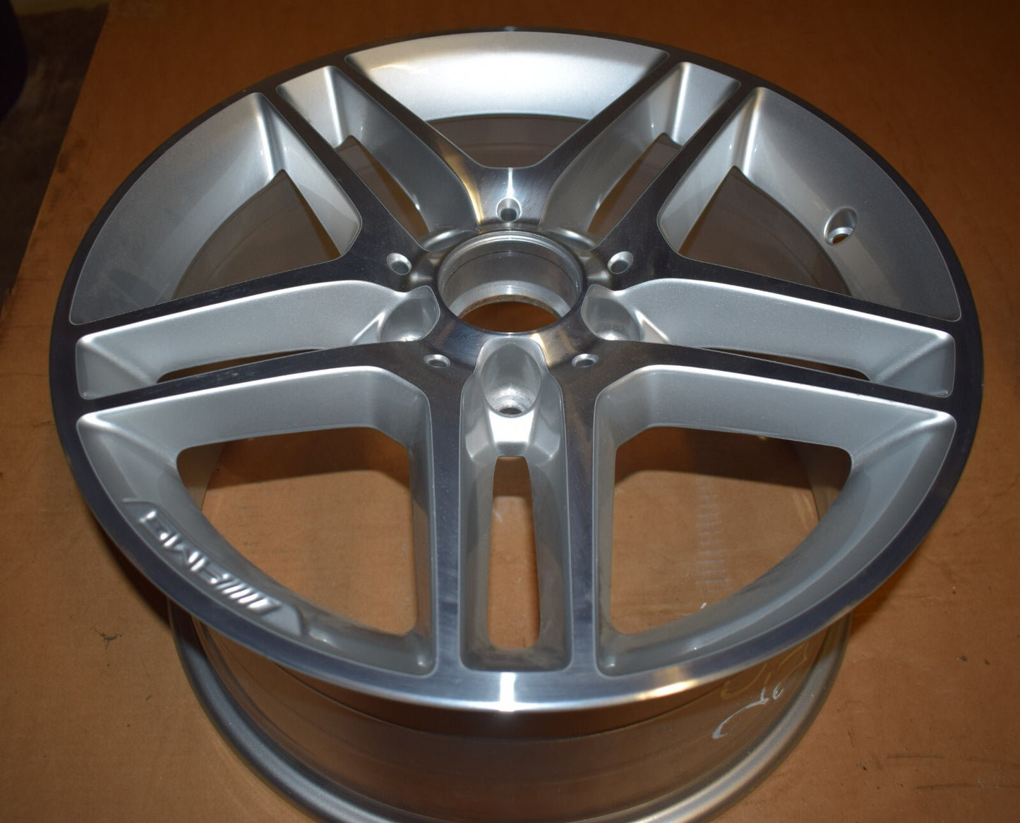 1x Original Mercedes w204 C Klasse Alufelge 17 Zoll a2044012400 8,5Jx17 Et58