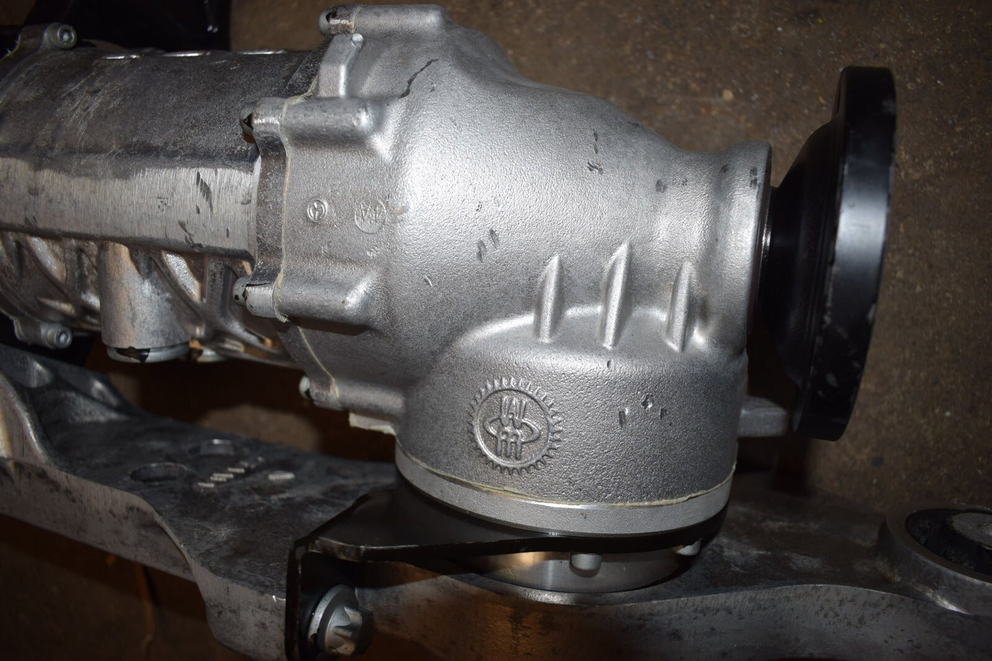 Mercedes w639 Differential 4x4 Vito Viano Vorderachsgetriebe a6393300402 4 matic