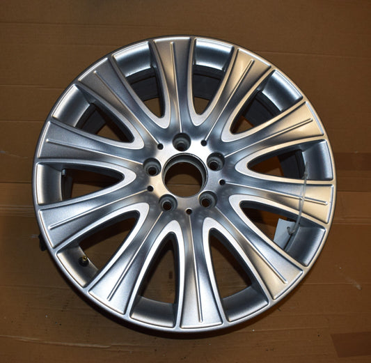 1x Original Mercedes w222 S Klasse Alufelge A2224010902 8Jx18 ET41