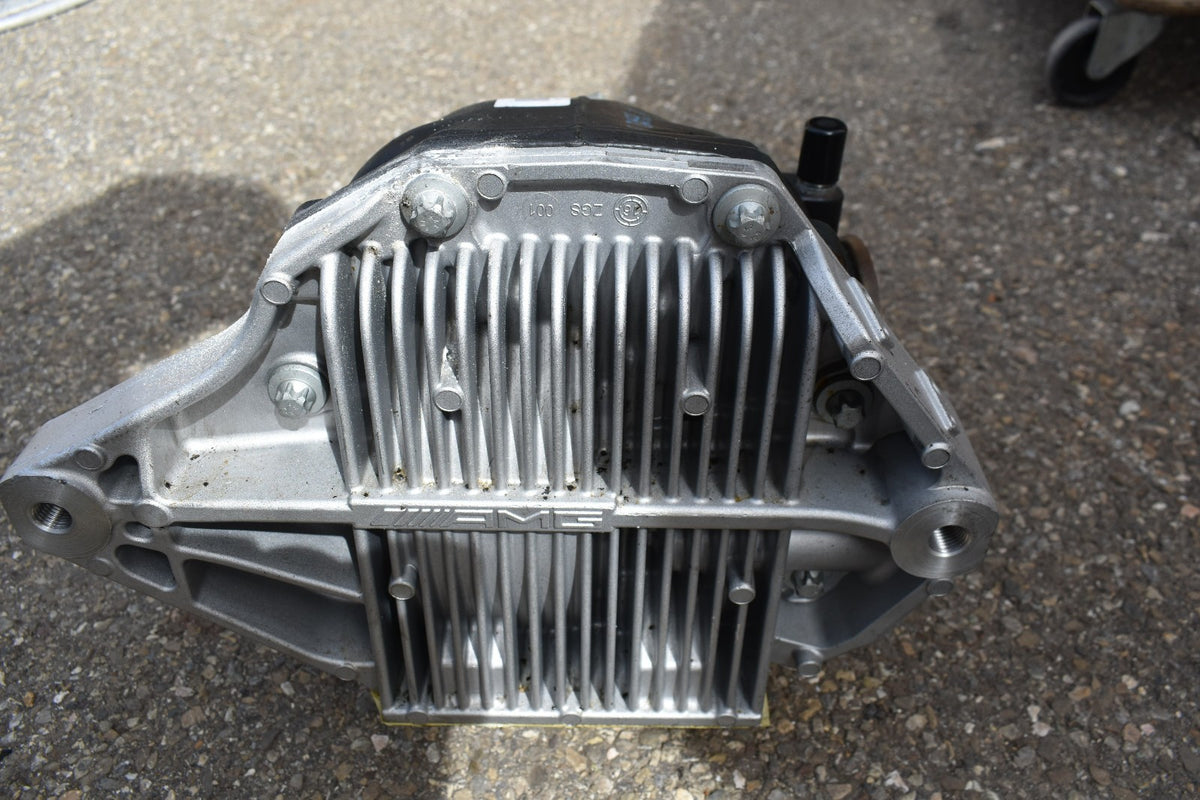 Original Mercedes w243 GLC AMG Differential a2533508906
