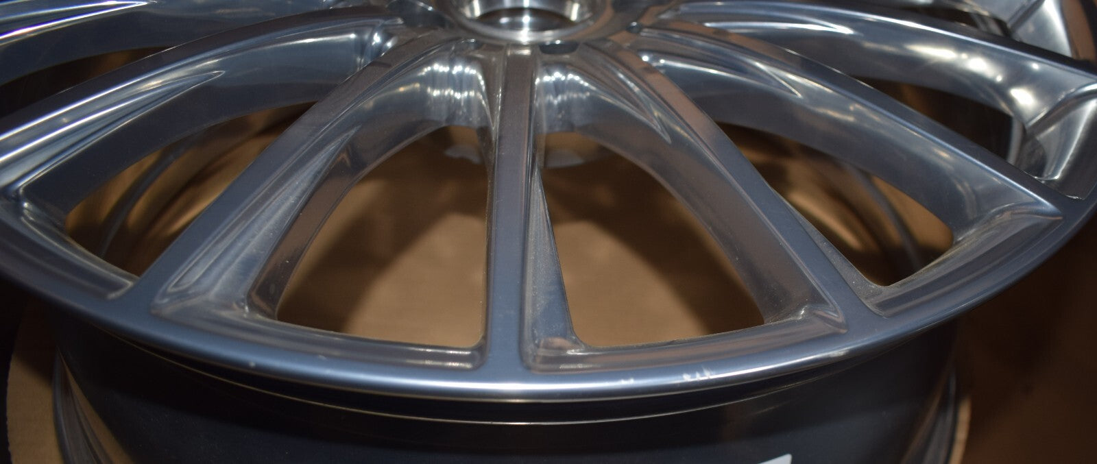 1x Original Mercedes AMG w222 w217 S Klasse Alufelge a2224011000 8,5jx20 H2 ET39