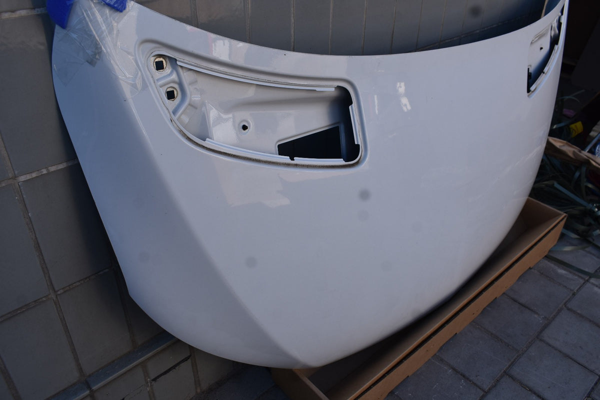 Original Mercedes w907 Sprinter Motorhaube Haube Arktikweiss W910