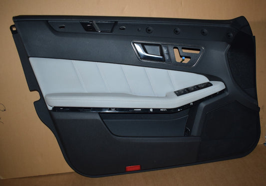 Original Mercedes w212 E Klasse Türverkleidung Türpappe vorne links