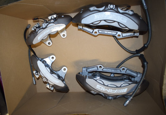 Original Mercedes w218 w212 E Klasse CLS AMG 63 Bremsen Bremsanlage Sattel Set