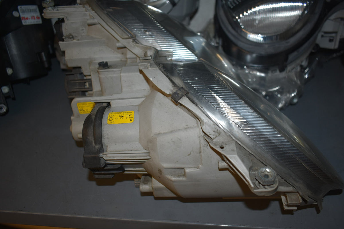 Original Mercedes SL R230 Scheinwerfer links Xenon