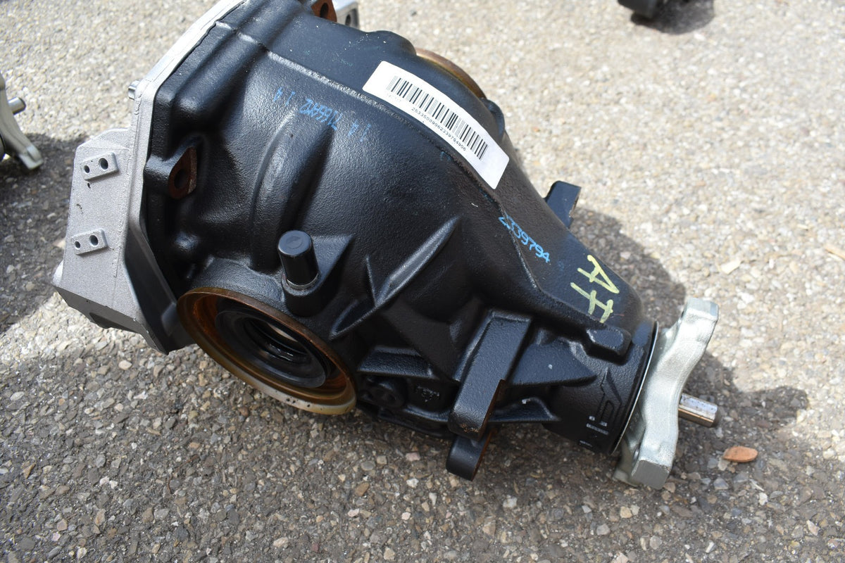 Original Mercedes w243 GLC AMG Differential a2533508906