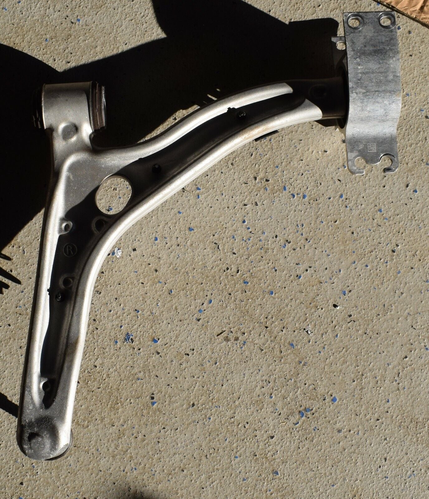 Original Mercedes w117 CLA Querlenker vorne A2463304800