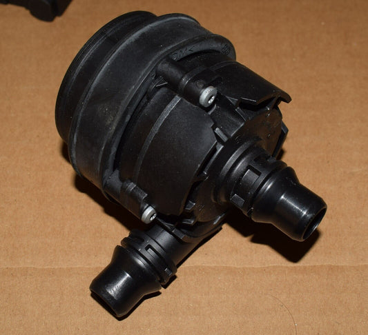 Original Mercedes Wasserpumpe Kühlmittelpumpe a0005004386