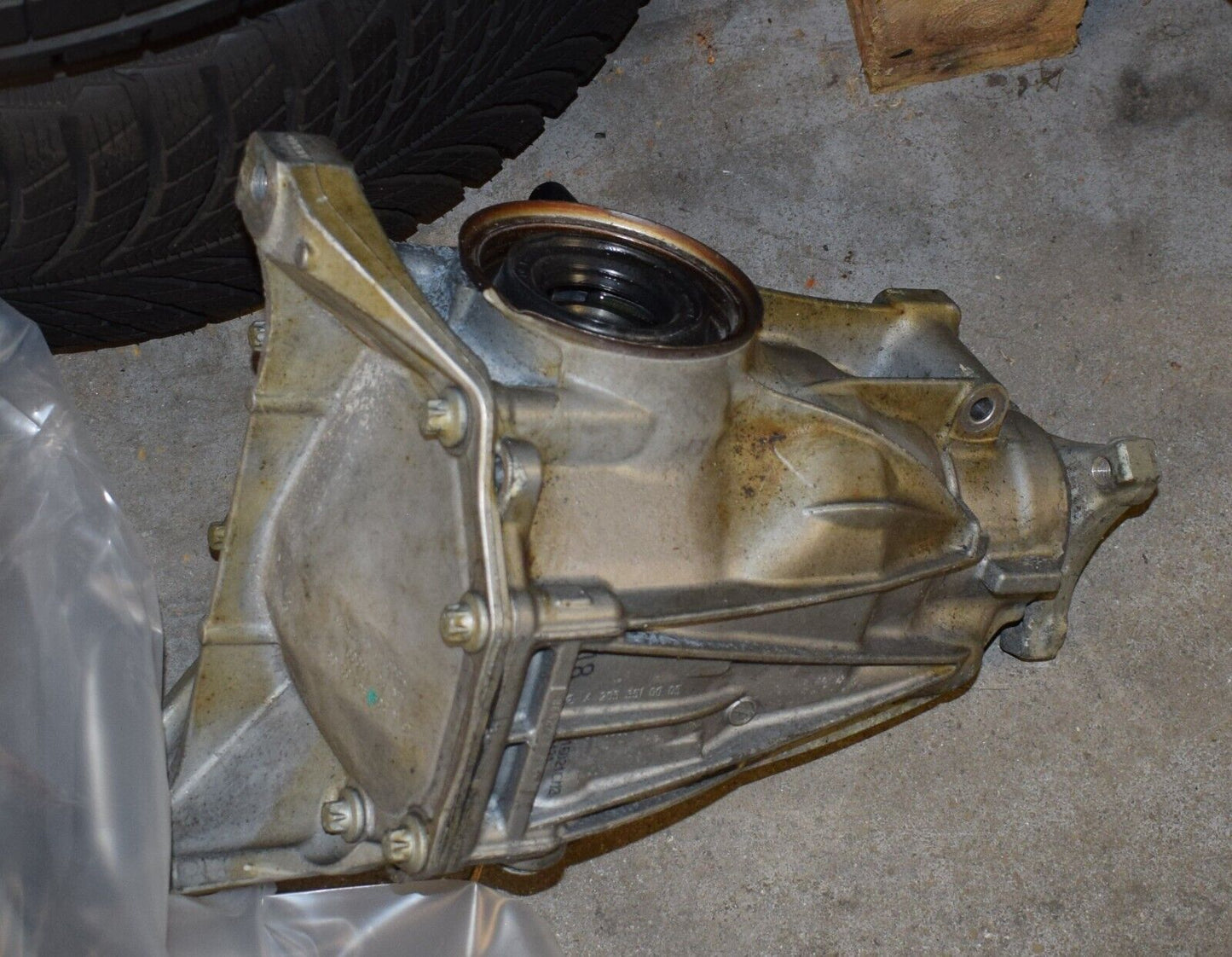Original Mercedes Differential C300 Hinterachsgetriebe w213 w238 a2053501200