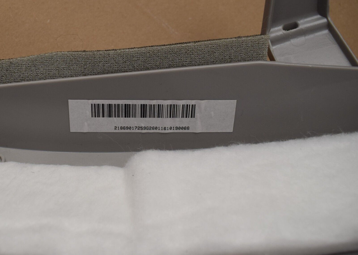 Original Mercedes CLS w218 Verkleidung hinten rechts links a2186901725 a21869018