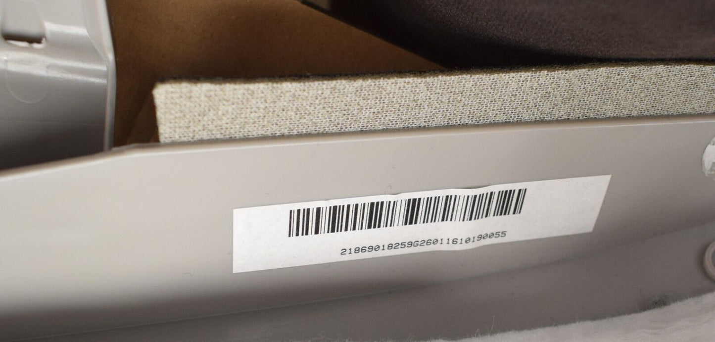 Original Mercedes CLS w218 Verkleidung hinten rechts links a2186901725 a21869018