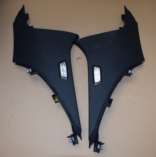 Original Mercedes w253 GLC Abdeckungen D Säule hinten Paar schwarz a2536903200