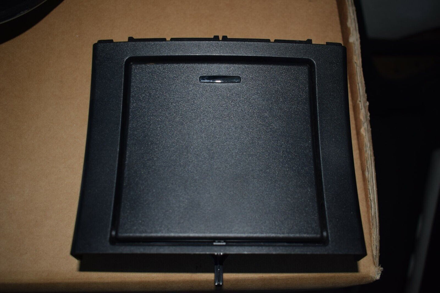 Original Mercedes Aschenbecher W212 212 E Klasse A2126803850