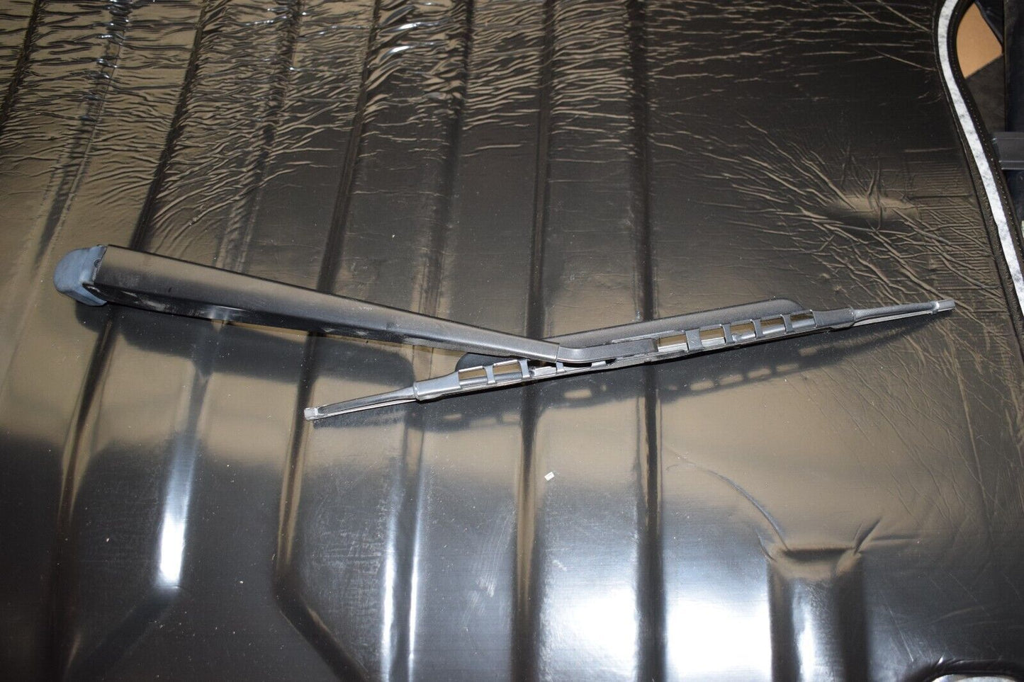 Original Mercedes G Klasse w463 Wischerarm Scheibenwischer vorne