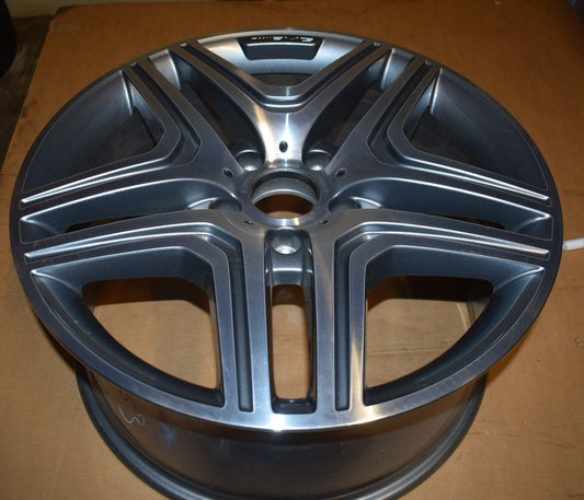 1x Original Mercedes w463 G Klasse Alufelge AMG a4634013002 9,5Jx20 ET50