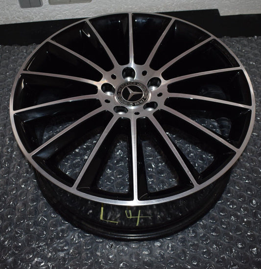 1x Original Mercedes w213 E Klasse AMG Alufelge a2134012200 8Jx20 ET 43