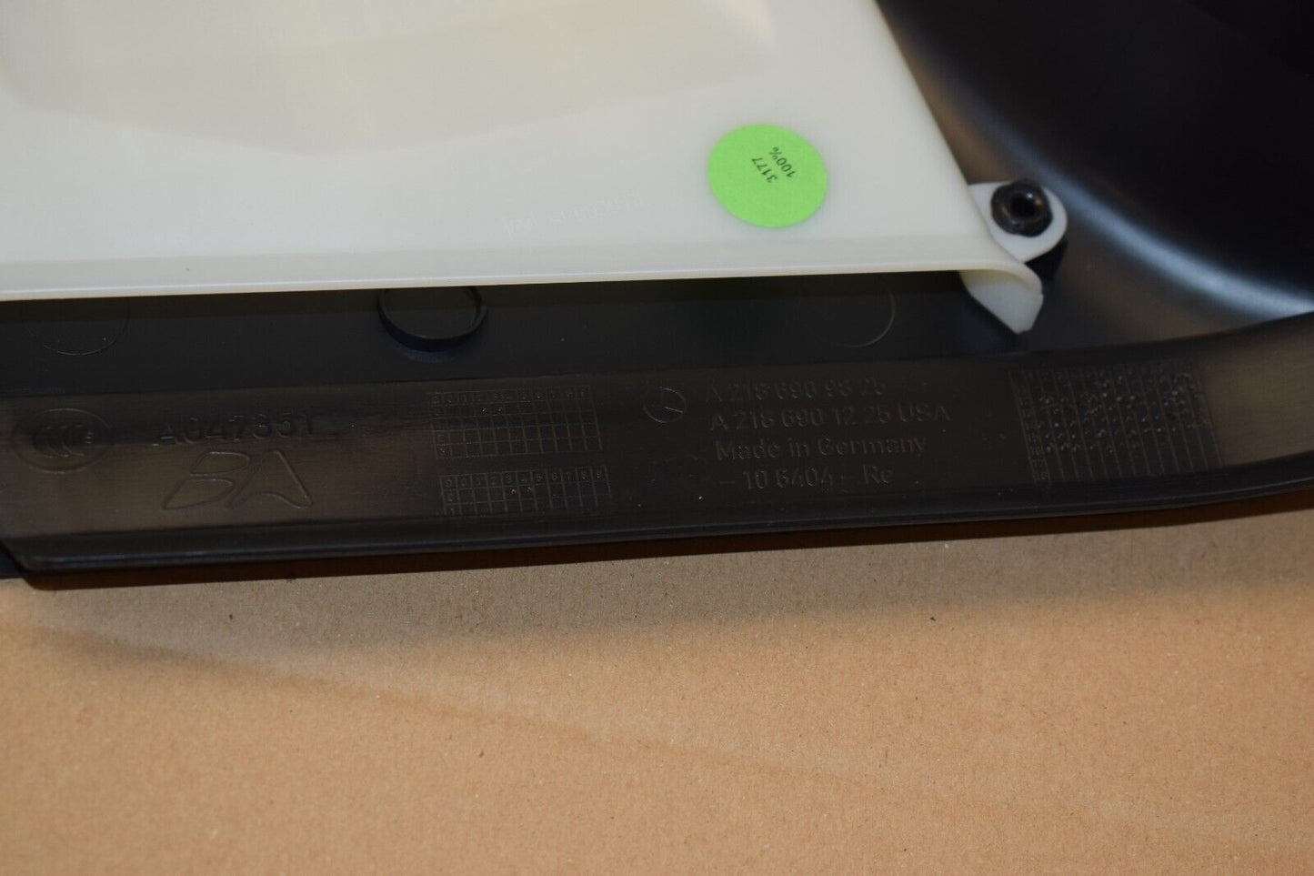 Original Mercedes CLS w218 Verkleidung rechts links B Säule a2186909825