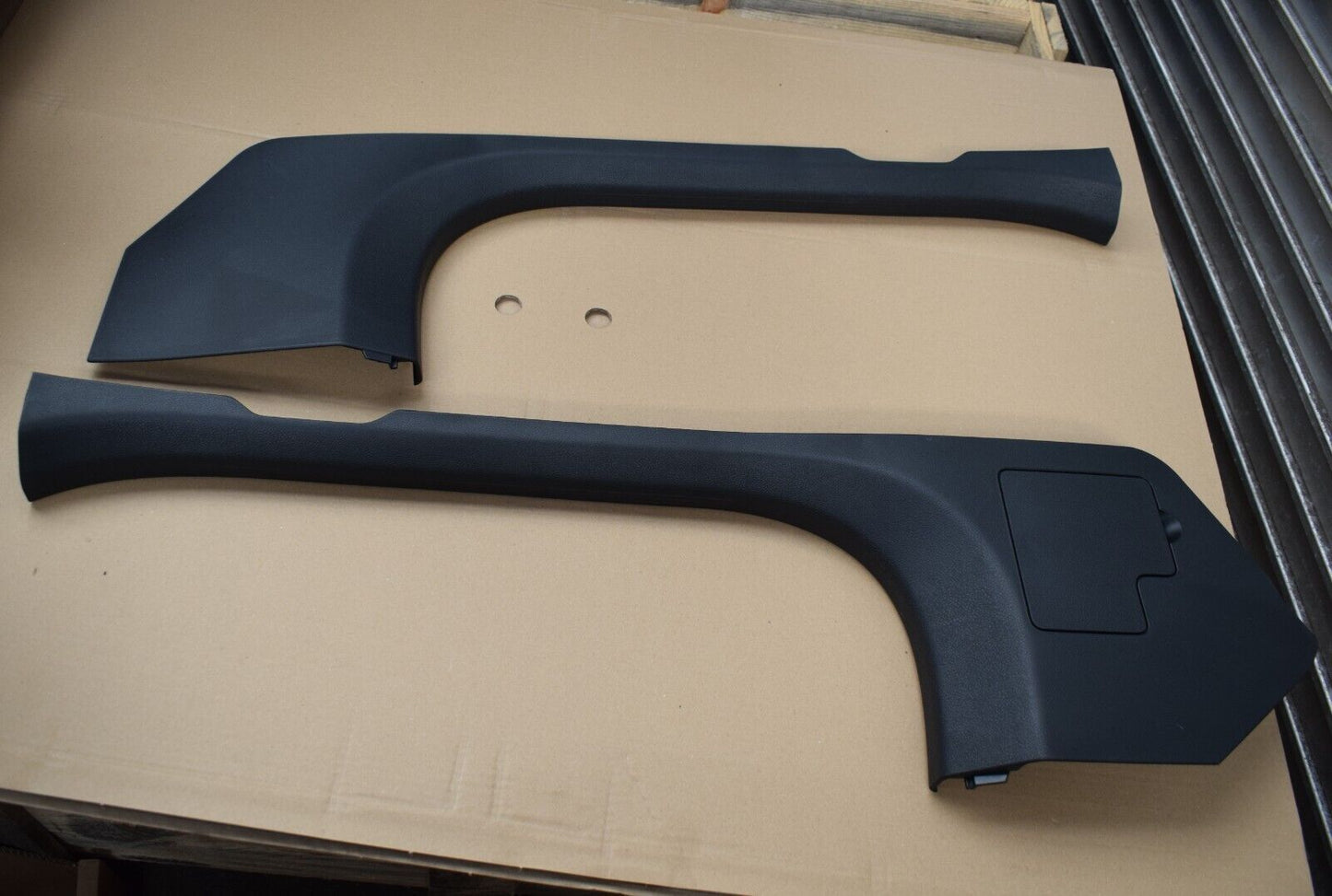 Original Mercedes C Klasse W205 Verkleidung rechts links a2056860236 B Säule