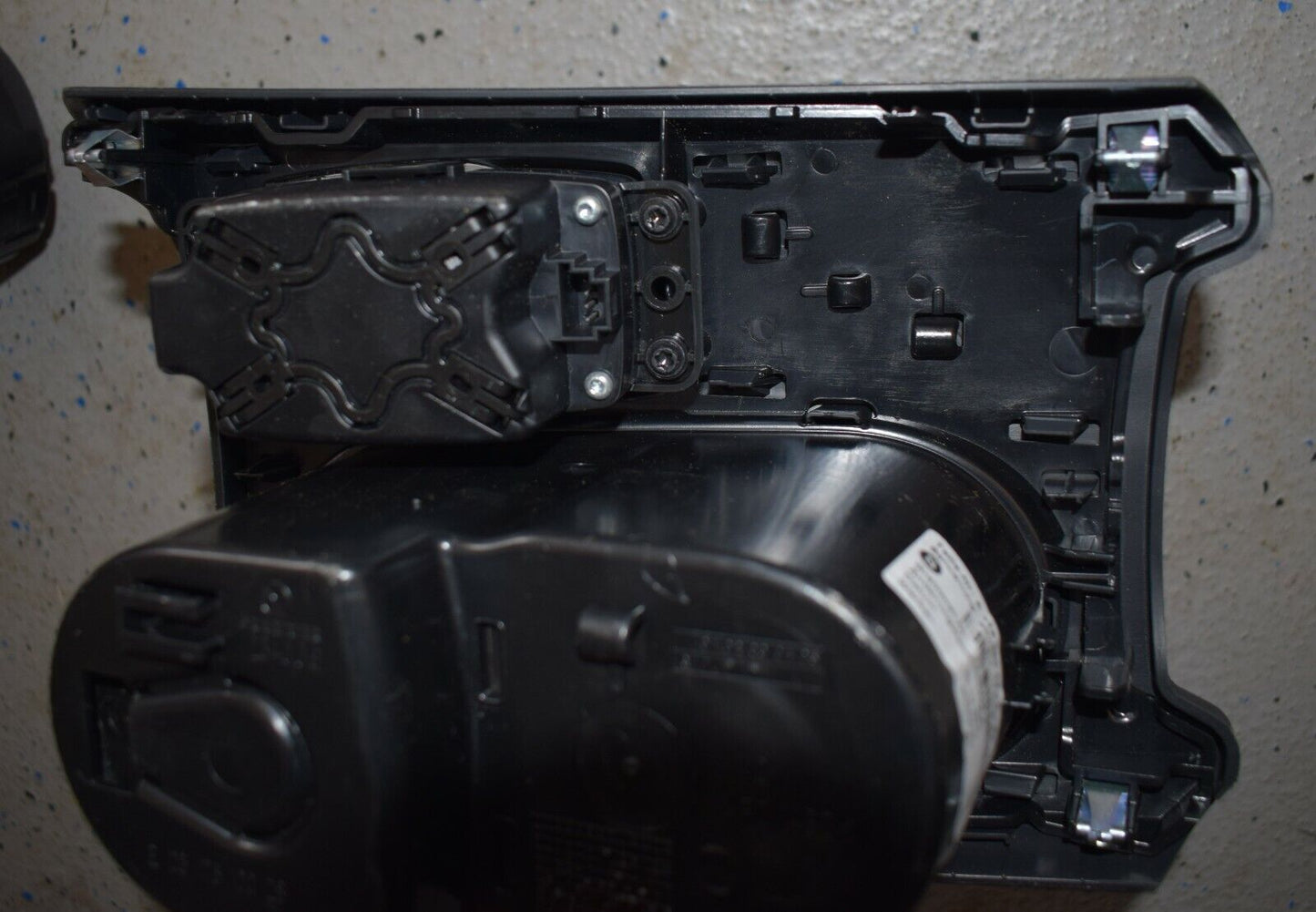 Original Mercedes CLA w117 Getränkehalter Cupholder a1766800210