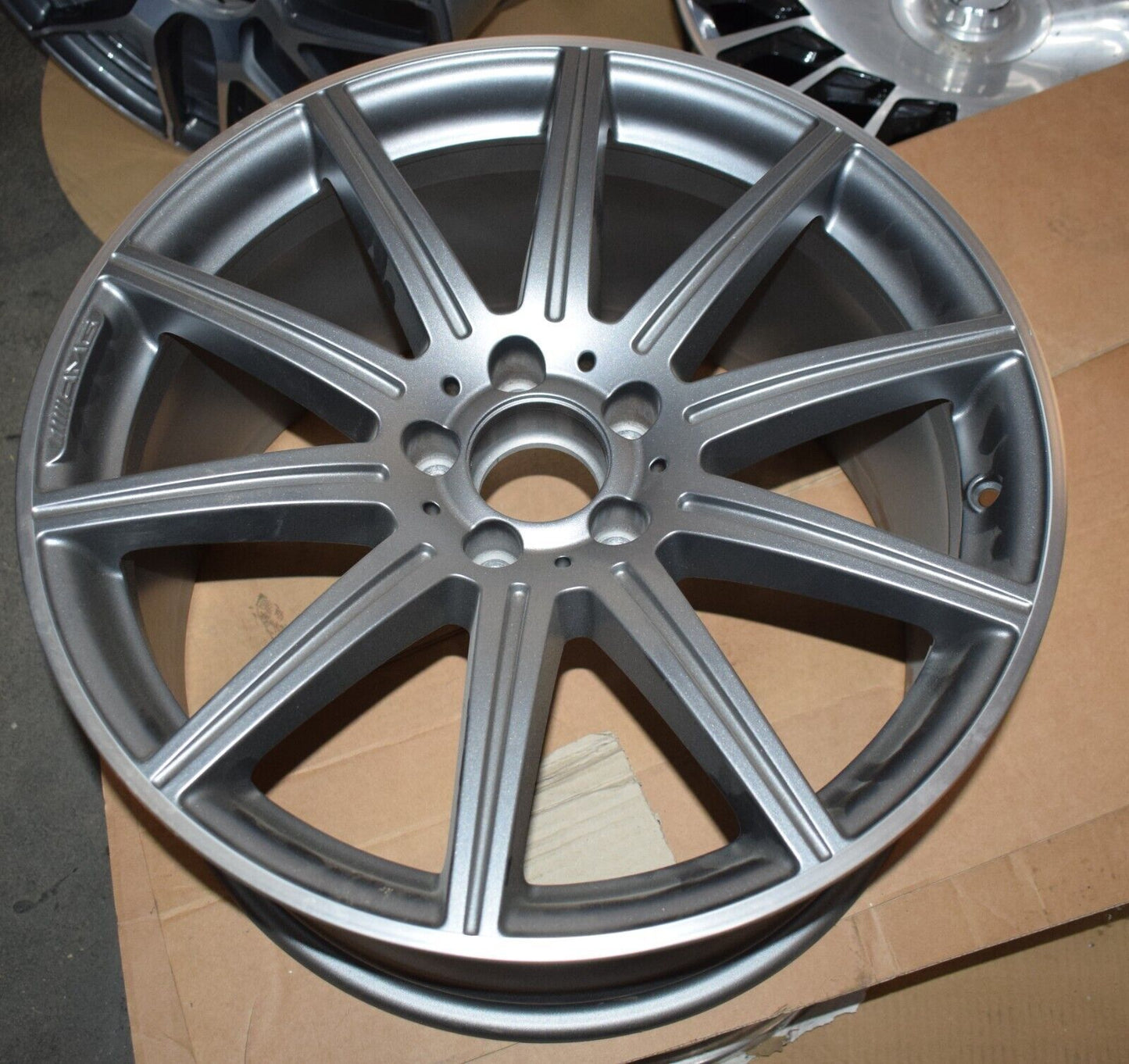 1x Original Mercedes AMG w218 Alufelge CLS A2184010100 10Jx19 H2 ET47 Felge