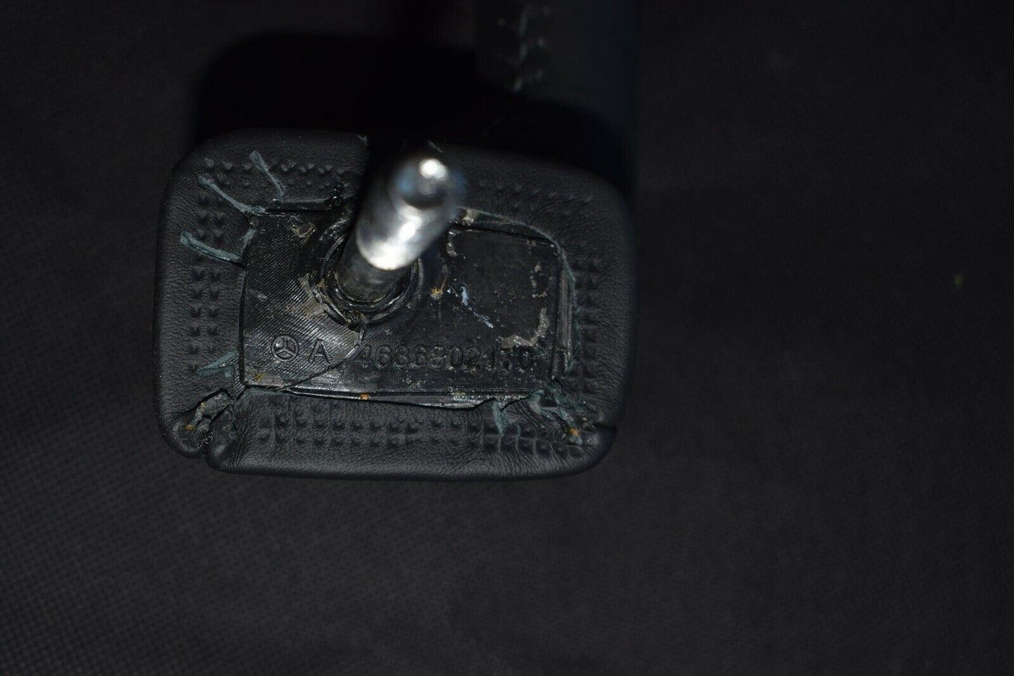 Original Mercedes G Klasse W463 Griff Armaturenbrett G Klasse A4636802170