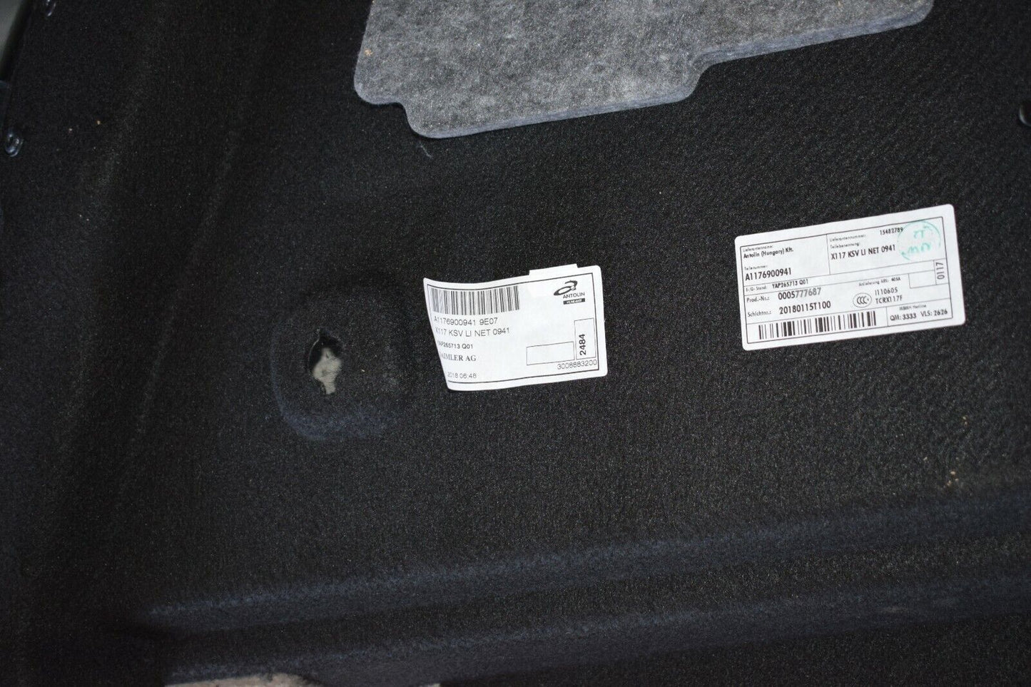 Original Mercedes w117 CLA Verkleidung Kofferraum links rechts A1176900941