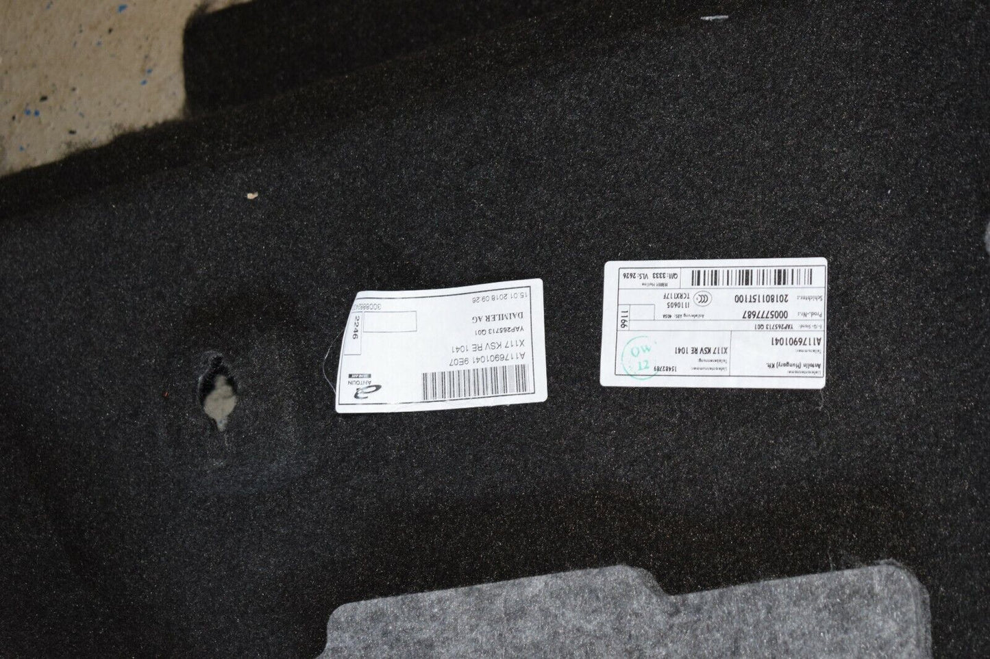 Original Mercedes w117 CLA Verkleidung Kofferraum links rechts A1176900941