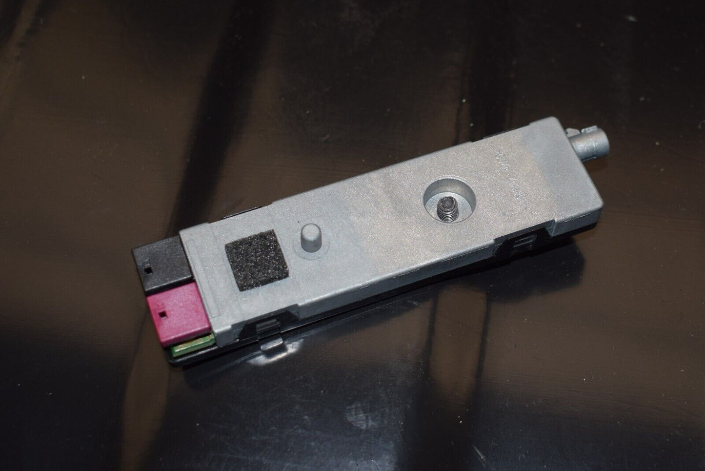 Original Mercedes Antennenverstärker w463 463 G Klasse a4638203189 hinten rechts