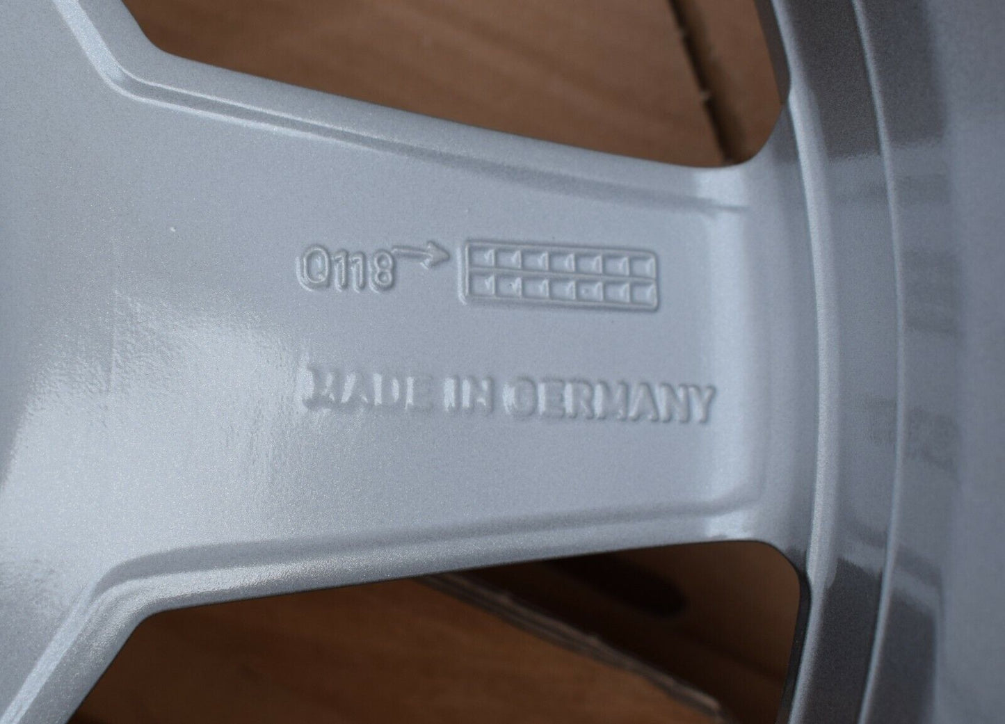 Original Mercedes AMG SL R230 230 Felgen 19 Zoll NEU a2304015202 w211 w219