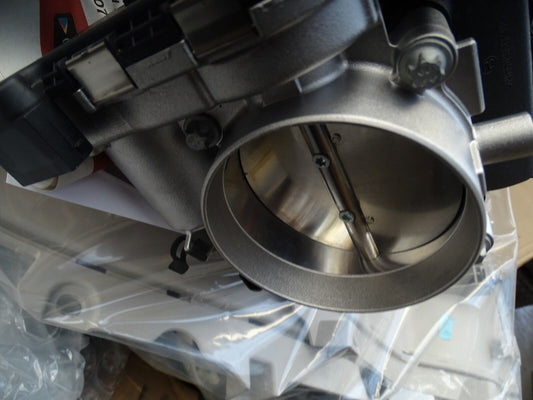 1 mercedes V8 a 2781410025 drosselklappe