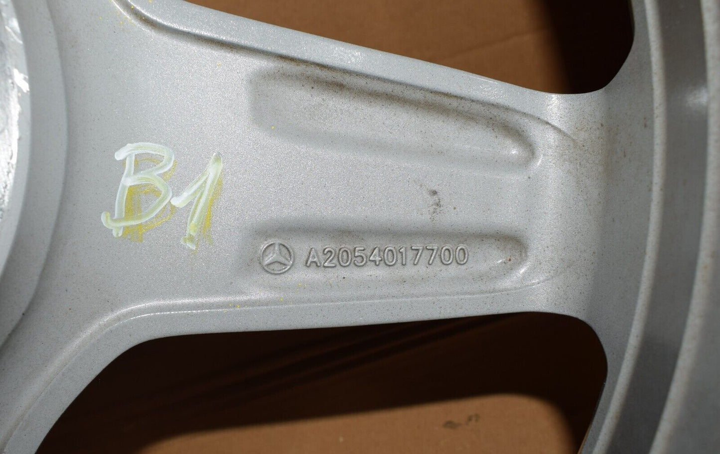 Original Mercedes C Klasse Alufelge AMG 18 Zoll A2054017700 8,5Jx18 H2 ET49