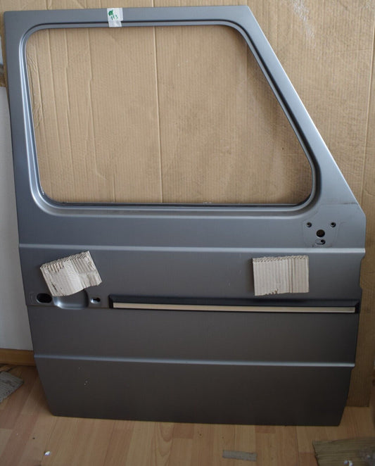Original Mercedes G Klasse Türe door w463 G VR vorne rechts silber Matt