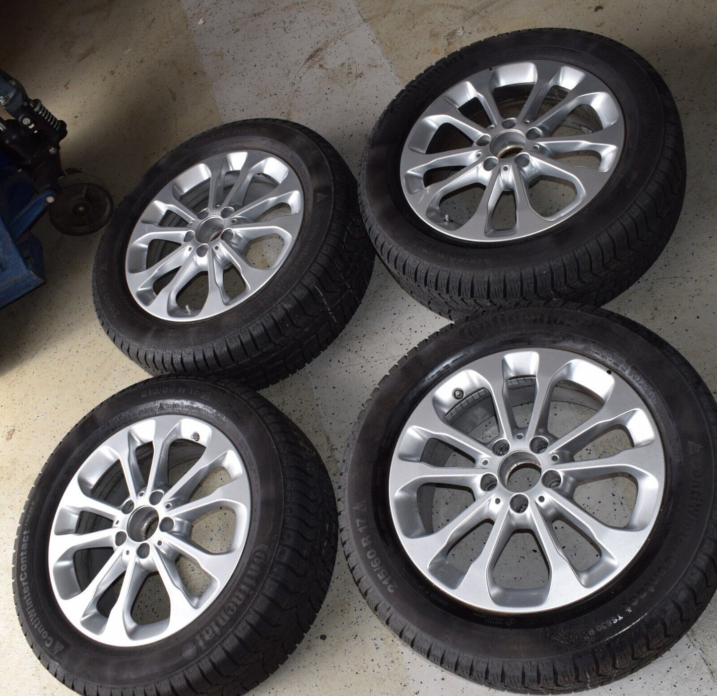 Original Mercedes GLA w156 17 Zoll Winterräder Räder 215 60 17