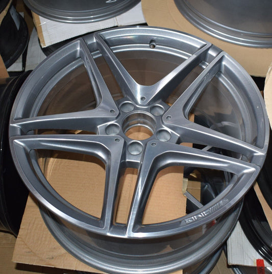 Original Mercedes AMG w205 C Klasse Alufelge a2054016200 9Jx19 ET25