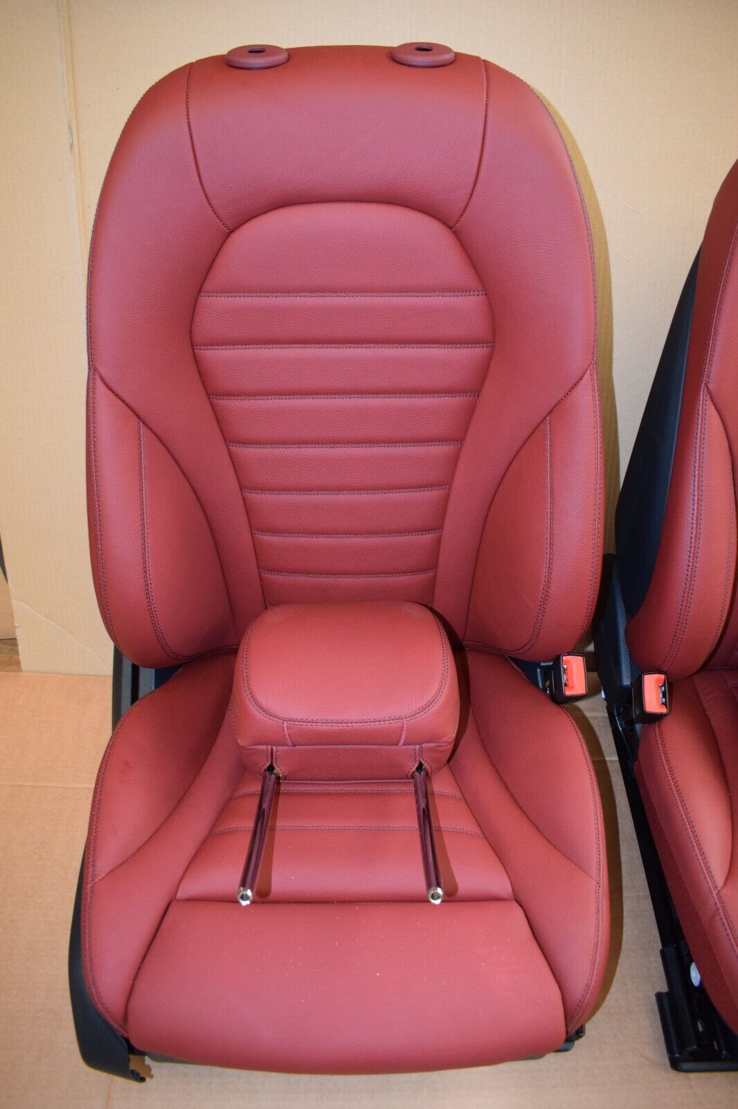 Original Mercedes w205 C Klasse Sitze Innenausstattung rot Ledersitze Limo