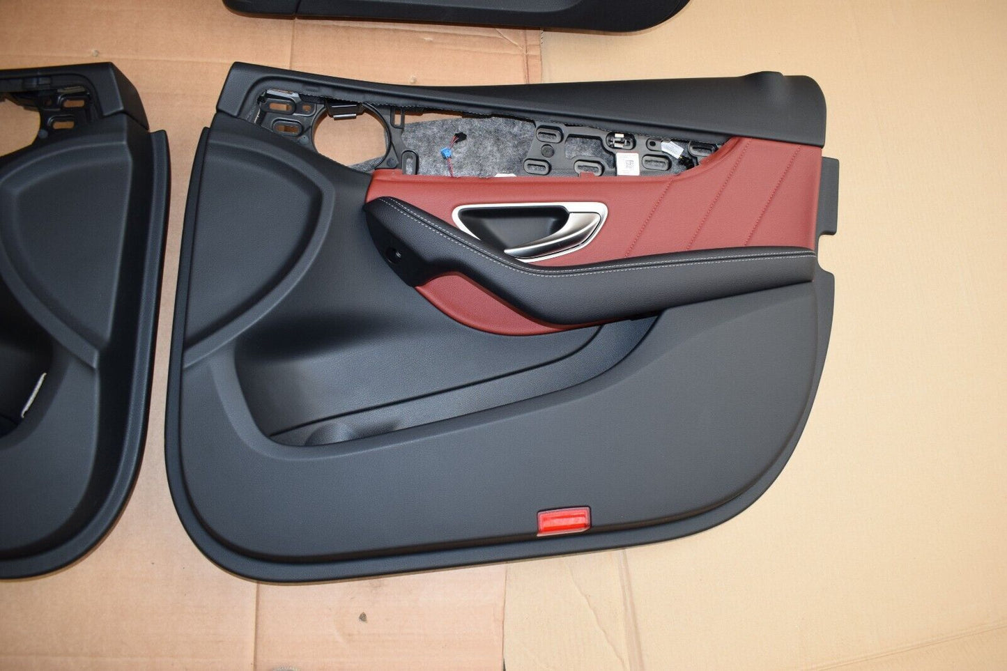 Original Mercedes w205 C Klasse Sitze Innenausstattung rot Ledersitze Limo