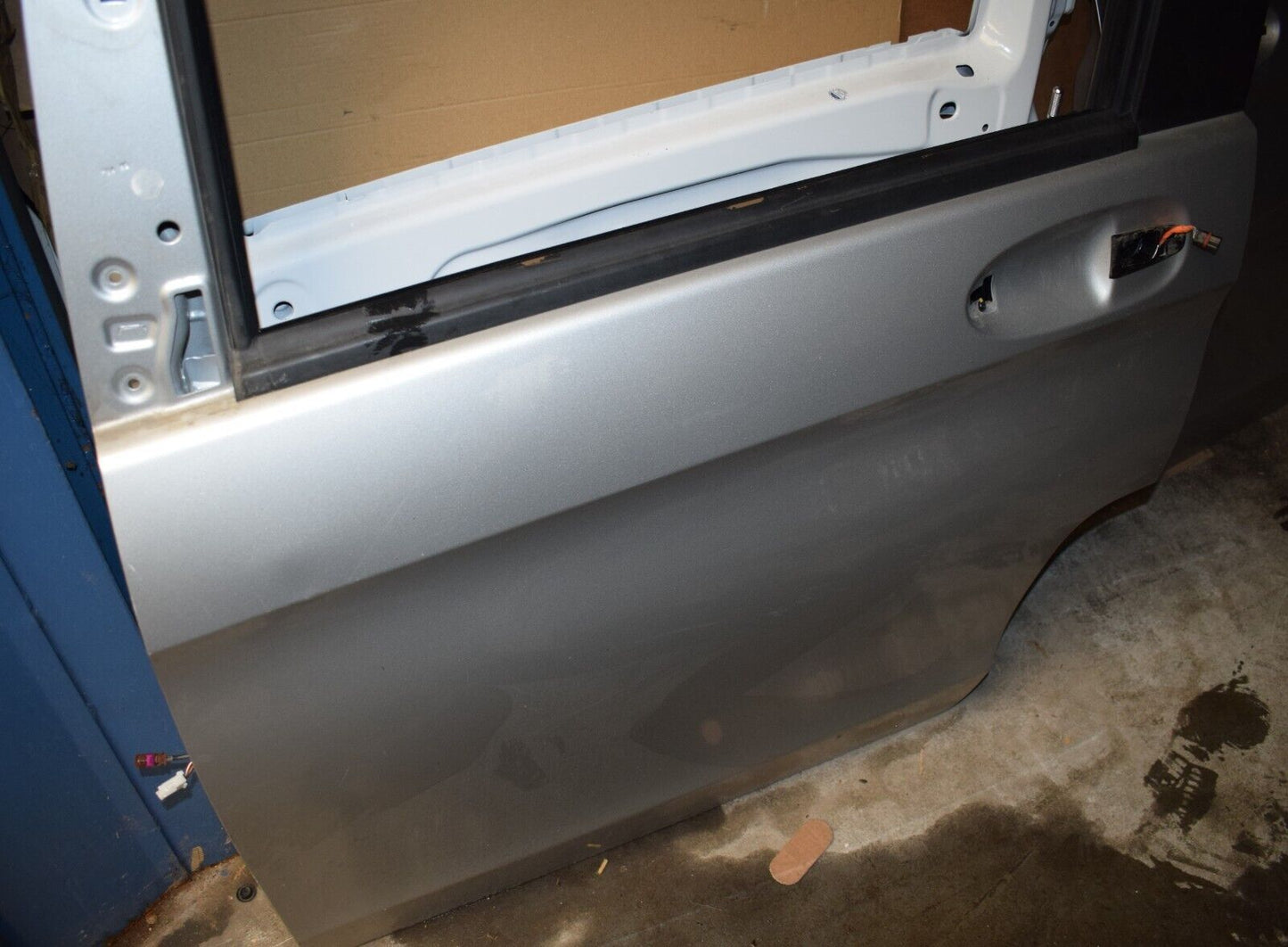 Original Mercedes Fahrertür w447 links silber Vito V Klasse Tür