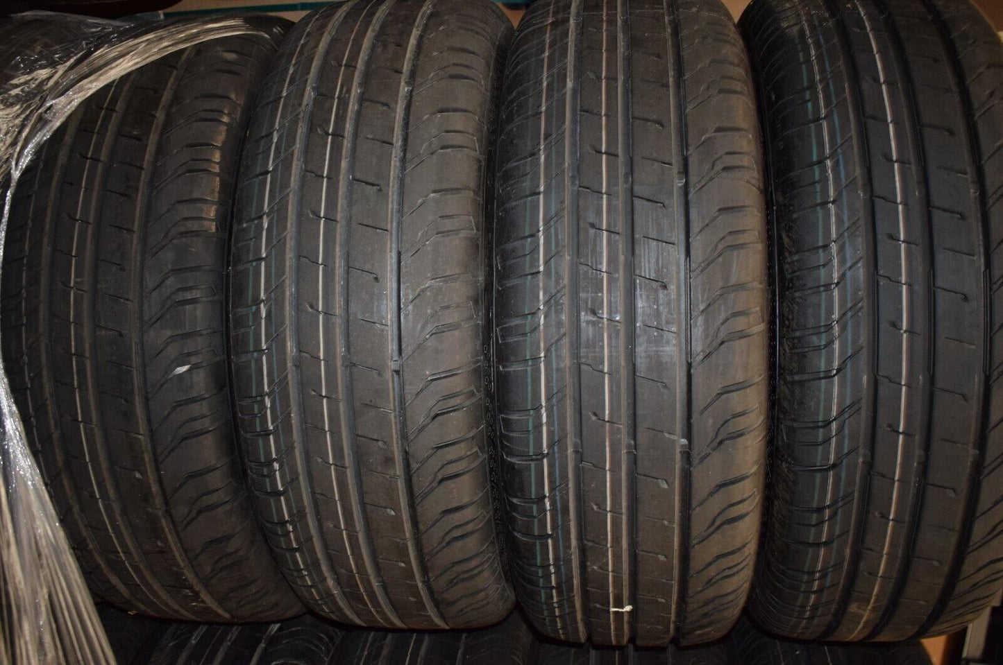 4x Sommerreifen Continental ContiVanContact 200 225 55 17 101V 2021