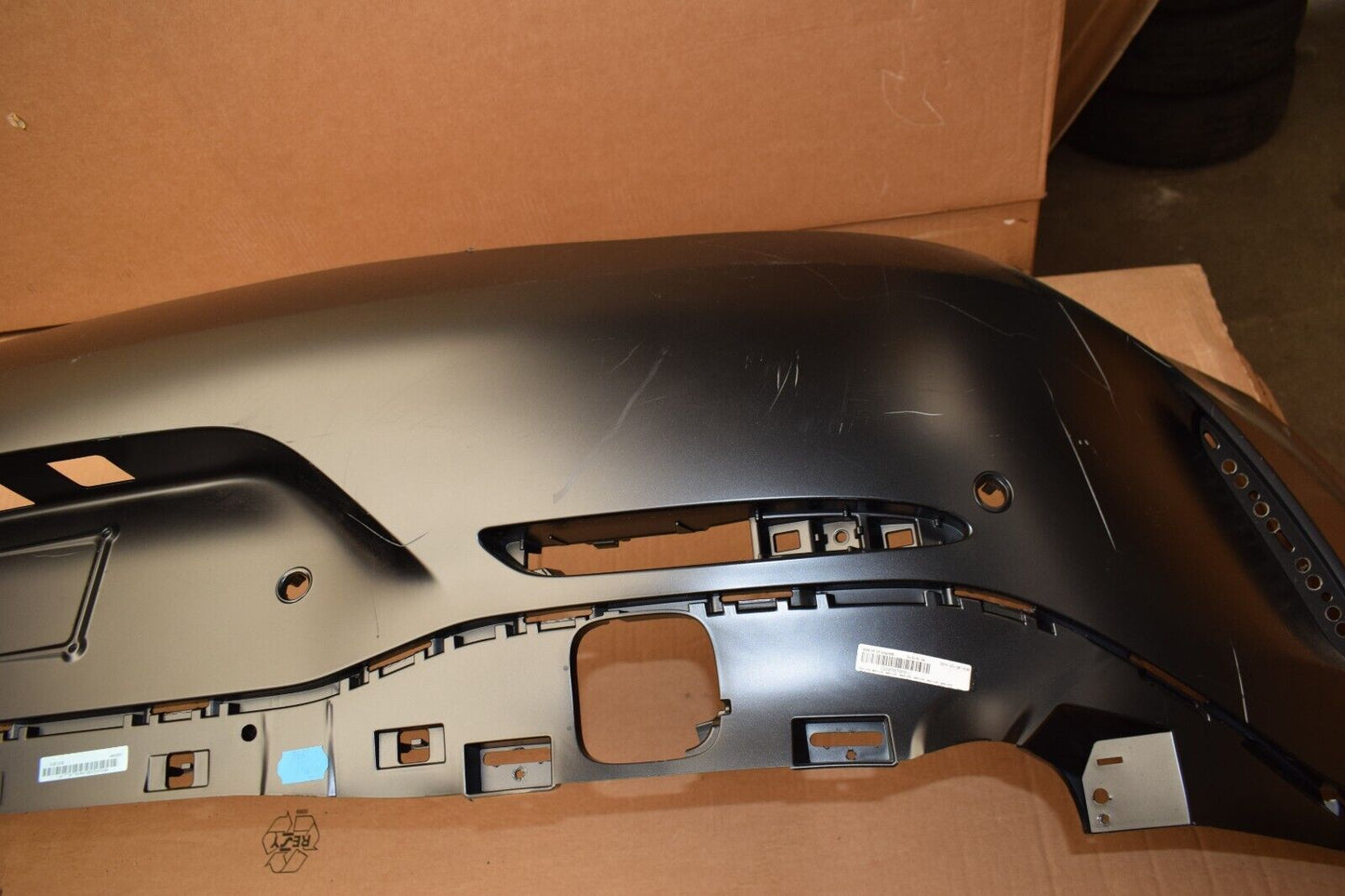 Original Mercedes GT X290 Stoßstange hinten roh A2908853200