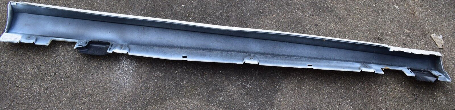 Original Mercedes E Klasse w213 Seitenschweller a2136900102