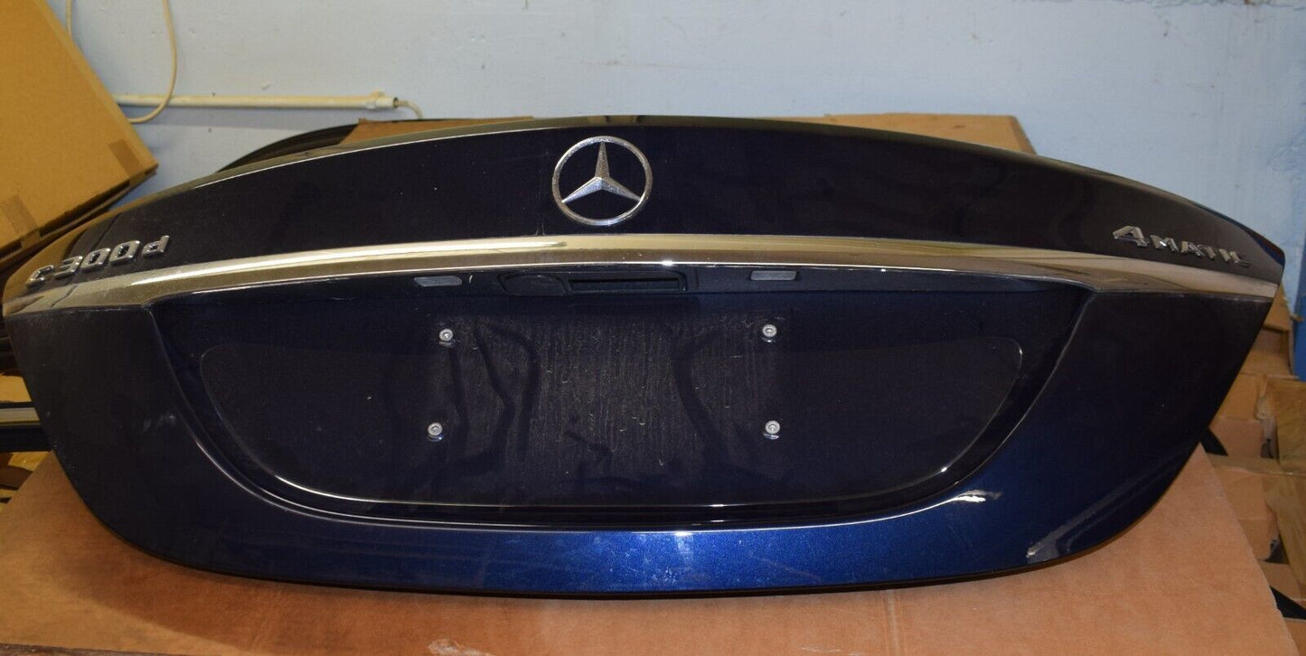 Original Mercedes w205 Limousine Heckklappe blau