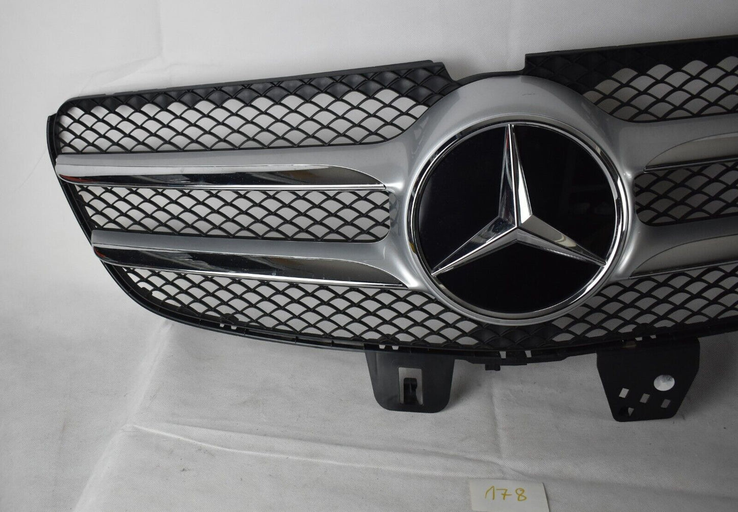 Original Mercedes Kühlergrill Grill W447 V Klasse Chrom 447 Facelift